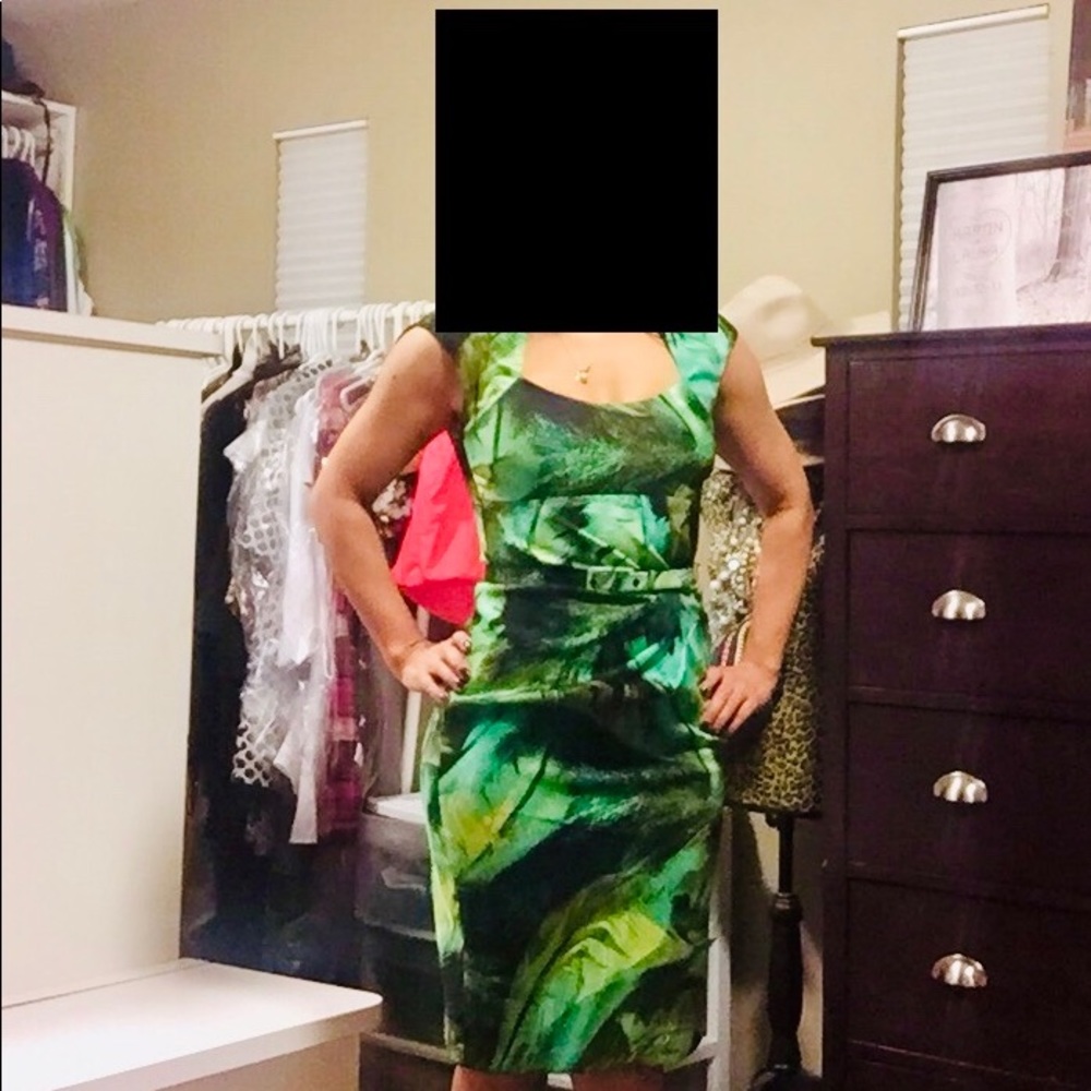 Cache tropical dress